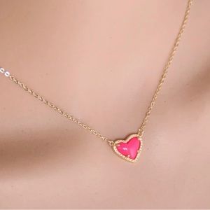 Pink Kendra Scott Heart Necklace Knockoff / Dupe